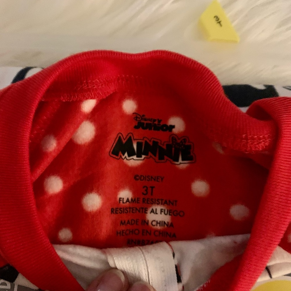 NWT Disney Mickey Blanket Sleeper Sz 18 Mo Red Black White - Picture 7 of 10